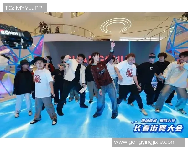 街舞深度:解密深圳街舞队的整体压制 街舞深度:解密深圳街舞队的整体压制